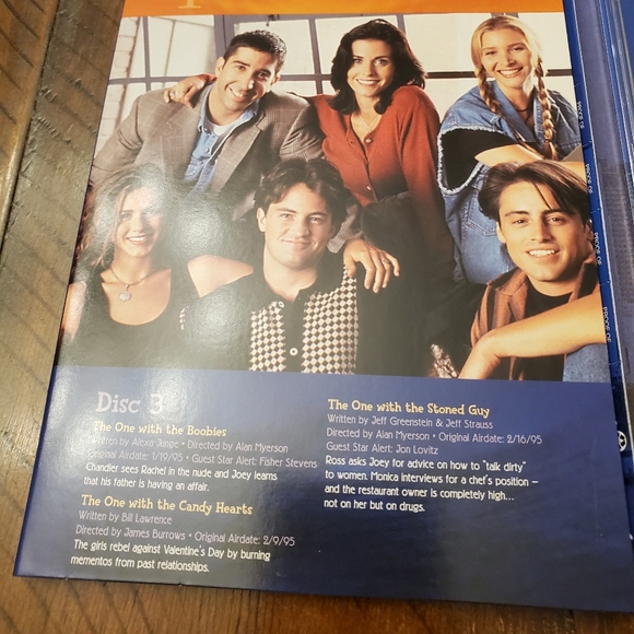 🎈2/$15 Friends season 1 DVD box set - Picture 9 of 10